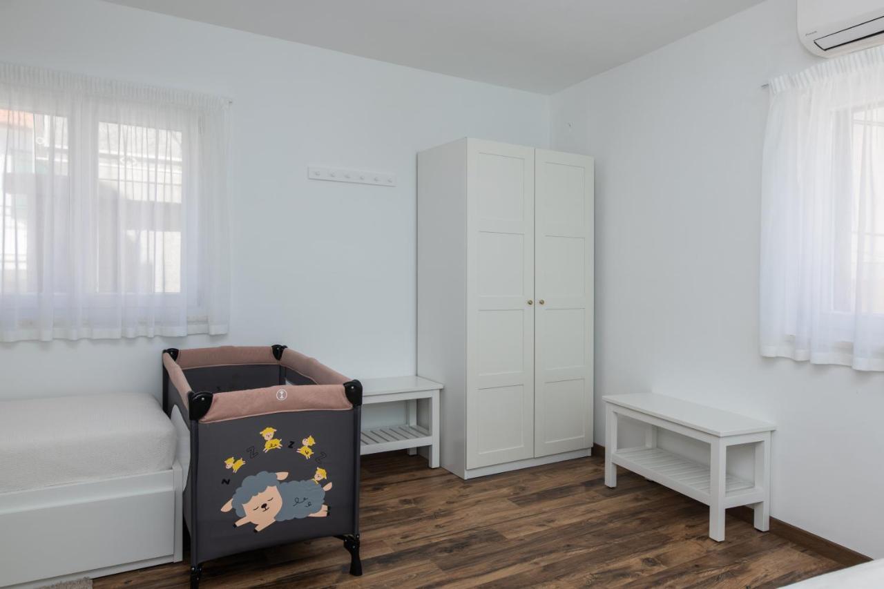 House Andro Villa Primošten Екстериор снимка